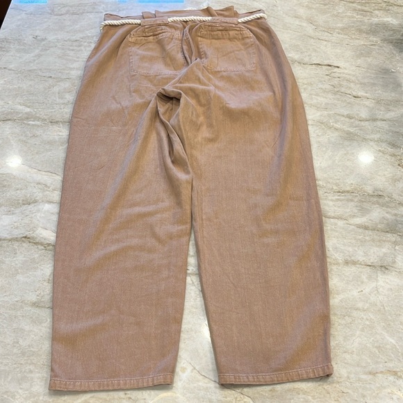 BLANKNYC | High Waist Paper Bag‎ Pants | Tan with Rope Belt | Large - Picture 5 of 16
